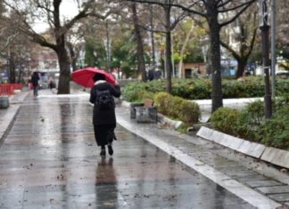 Λάρισα: Σήμερα το απόγευμα η πιο δύσκολη φάση της κακοκαιρίας -κίνδυνος πλημμυρών από Ενιπέα