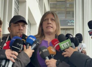 Η Κωνσταντοπούλου έβγαλε …νοκ άουτ την πρόεδρο της δίκης για τα βίντεο η οποία δήλωσε ότι θα υποβάλει αίτηση αποχής