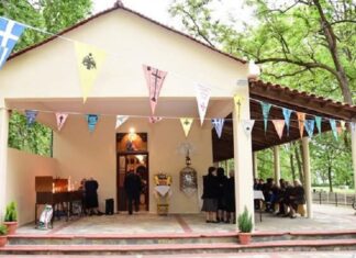 Πανηγυρίζει το εξωκλήσι του Αγίου Θωμά στον Αμπελώνα