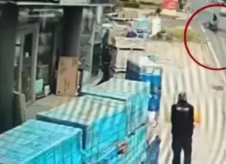 «Αφού ζω, άναψα μία λαμπάδα – Πήγαινα να βγάλω το μεροκάματο» – Συγκλονίζει 18χρονος για τροχαίο