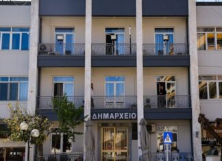 Τι λέει ο Δήμος Τυρνάβου για τις εκταφές στα κοιμητήρια Αμπελώνα