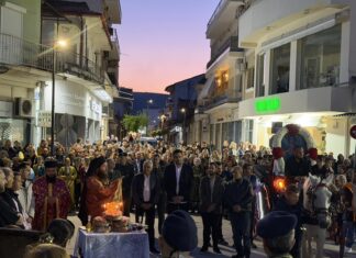 Με άλογα η περιφορά της εικόνας του Αγίου Γεωργίου στον Τύρναβο (φωτορεπορτάζ)