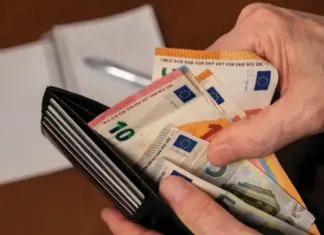 Σήμερα οι πληρωμές επιδομάτων σε σχεδόν 600.000 δικαιούχους – Ποιοι βλέπουν λεφτά