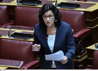 Βαρύ πένθος για τη Θεανώ Φωτίου: Πέθανε ο γιος της σε ηλικία 48 ετών