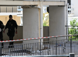 Ο φόβος της αποτυχίας στις πανελλήνιες και η κατάθλιψη «έσπρωξαν» τις δύο 17χρονες στο κενό – Είχαν καταναλώσει βότκα