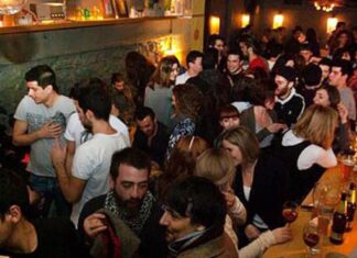 Λάρισα: Πού βρίσκει ο κόσμος λεφτά για να βγαίνει;