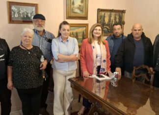 Ευ. Λιακούλη με κτηνοτρόφους: «Κανένα σχέδιο για την κτηνοτροφία – Σας αφανίζουν εν ψυχρώ!»