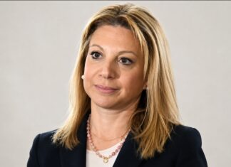 «Από τα Τέμπη στη Φιέστα της Αριστοτέλους: Το νέο κόμμα, οι σκιές Ρωσικής επιρροής και οι γνώριμες φάτσες του Σώρρα»