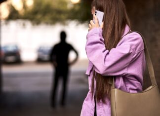 Συνέλαβαν πρώην ζευγάρι στην Λάρισα: Απάτη με «voucher» – Που έκαναν έφοδο οι αστυνομικοί