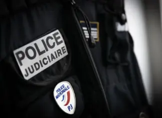 Οικογενειακή τραγωδία: 16χρονος σκότωσε τον αδελφό του και επιτέθηκε στη μητέρα του