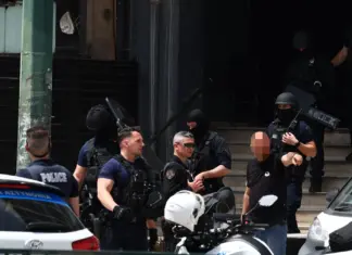 Μεθυσμένος 58χρονος πυροβόλησε με ούζι γυναίκα σε μπαρ