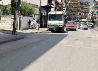 Αμεση η επέμβαση του δήμου για την αφόρητη δυσοσμία – Αναζητείται ο οδηγός του βυτιοφόρου