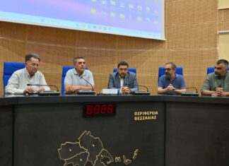 Τίμησε τους δύο αδικοχαμένους γιατρούς του Γενικού Νοσοκομείου Λάρισας το περιφερειακό συμβούλιο – ΦΩΤΟ