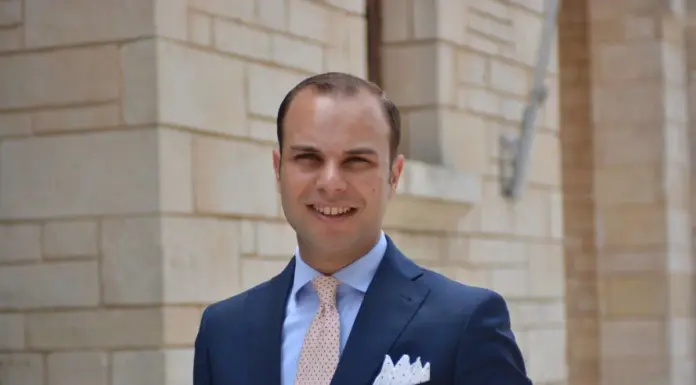 Ενδιαφέρον για την αγορά της ΠΑΕ ΑΕΛ από τον Λαρισαίο εφοπλιστή Ζήση Στυλιανό!