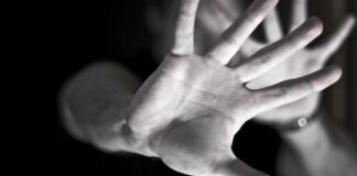 Θεσσαλός επιτέθηκε στη μητέρα του επειδή δεν του έδινε χρήματα για τη μηχανή του – «Με χτύπησε…»