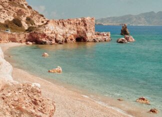 Κοινωνικός Τουρισμός 2026-2027: Έρχονται 30.000 επιπλέον voucher – Ποιοι τα δικαιούνται