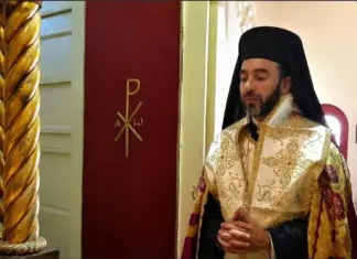 Σε αργία ο Μητροπολίτης – Συνελήφθη για άσεμνες πράξεις προς περαστικούς