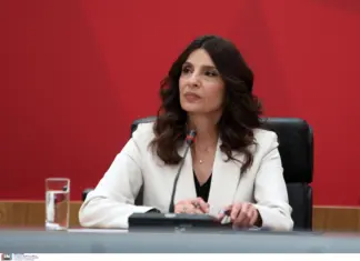 Πένθος για την Πόπη Τσαπανίδου – Δύσκολες ώρες για την δημοσιογράφο