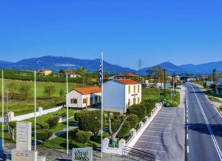Το κτίριο που αποτέλεσε τότε το στρατηγείο του ελληνικού στρατού σε περιοχή της Λάρισας – ΦΩΤΟ