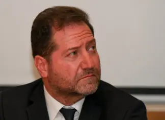Λάρισα: Σκληρό ξέσπασμα Αχιλλέα Νταβέλη μετά τα επεισόδια με οπαδούς της ΑΕΛ έξω από το σπίτι του