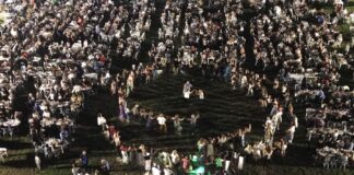 Ο χαμός σε χωριό της Λάρισας – Μικροί και μεγάλοι έγιναν μια αγκαλιά στο μεγάλο καλοκαιρινό αντάμωμα – ΦΩΤΟ