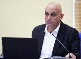 Λάρισα: Αποχώρησε από το ΠΑΣΟΚ ο Περιφερειακός Σύμβουλος Γρηγόρης Γκουντόπουλος – Οδεύει προς την ΕΛΑΣ του Τσίπρα