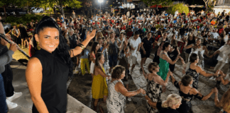 STOMIO VILLAGE PARTY: Μεγάλη επιτυχία στη Γιορτή Μπίρας στο Στόμιο – Πλήθος κόσμου, κέφι και γλέντι μέχρι αργά (ΦΩΤΟ & ΒΙΝΤΕΟ)