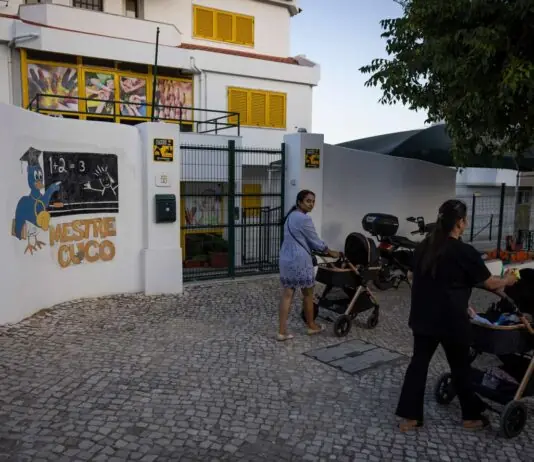 Τραγωδία: Παιδικός σταθμός ξέχασε σε σχολικό 18 μηνών κοριτσάκι για 7 ώρες – «Σκότωσαν την εγγονή μου»