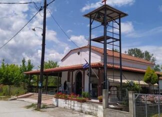 Παράπονα από παραθεριστές στα Μεσάγγαλα: «Κλειστό το εκκλησάκι της Αγίας Παρασκευής τις Κυριακές – Ζητούν να λειτουργεί το καλοκαίρι»