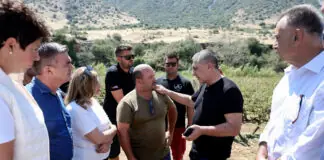 Μόνιμες λύσεις προστασίας για τις καλλιέργειες του Τυρνάβου αναζητά η Περιφέρεια Θεσσαλίας – Αυτοψία Κουρέτα στις πληγείσες περιοχές / ΦΩΤΟ