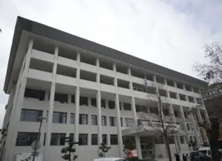 Ξανά στο εδώλιο ο 50χρονος Λαρισαίος με το τσεκούρι