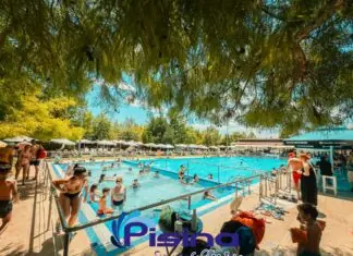 Λάρισα: Κυριακή με δροσιά, χαλάρωση και ατελείωτες βουτιές στο Pisina Summer Coffee Bar