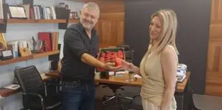 Στο Δήμο Αγιάς περιόδευσε σήμερα η Μαρία Καρυστιανού (φωτογραφίες)