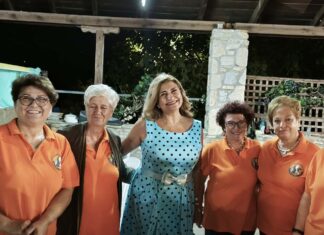 Ευ. Λιακούλη από τη Ραψάνη: «Οργισμένοι αμπελουργοί, αναζητούν ελπίδα- Φέρνω το θέμα στη Βουλή» (φώτο)