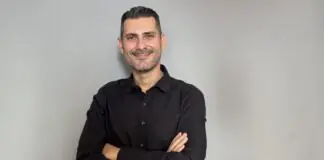 Ο πρώτος Κωφός διδάκτορας στις Θεωρητικές Επιστήμες στην Ελλάδα από το Πανεπιστήμιο Θεσσαλίας