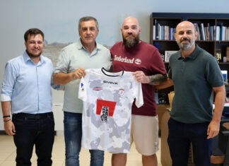 Στο πλευρό της ΑΕΛ Futsal η Περιφέρεια Θεσσαλίας (φώτο)