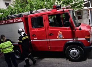 Φωτιά σε διαμέρισμα – Απομακρύνθηκαν οι κάτοικοι της πολυκατοικίας