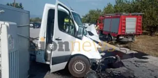 Οικογενειακή τραγωδία: Μητέρα και γιος οι νεκροί από την μετωπική φορτηγού με ΙΧ – Ντοκουμέντο από τη στιγμή της σύγκρουσης