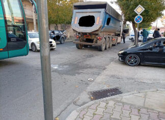 Ανάστατοι οι κάτοικοι της οδού Βόλου στη Λάρισα από τη νέα θανατηφόρα παράσυρση πεζού το Σάββατο (βίντεο)