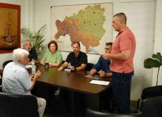 Υπεγράφη στην Καρδίτσα η σύμβαση μεταξύ Κουρέτα και αναδόχου εταιρείας για την εργολαβία ύψους 3,5 εκατ. ευρώ (φωτογραφίες)