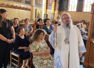 Λάρισα: Το Ελευθέριο τίμησε με κατάνυξη τη Γέννηση της Θεοτόκου (φώτο)