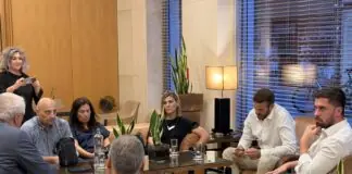 Στη Λάρισα η αντιπροσωπεία του Ευρωπαϊκού Κοινοβουλίου για τα Τέμπη (φώτο)