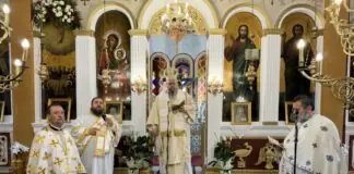 Με λαμπρότητα ο εορτασμός των 120 χρόνων από τα εγκαίνια του ναού της Παναγίας στον Αμπελώνα (ΦΩΤΟ)