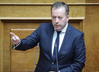 Κόκκαλης κατά Μητσοτάκη από τη ΔΕΘ: «Οι αγρότες δεν ζουν με επικοινωνιακά μερίσματα»