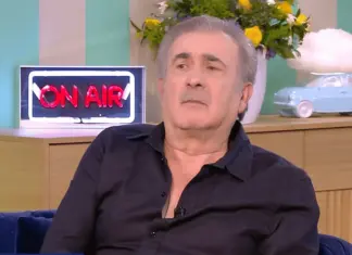 “Έσπασε” στον αέρα ο Λαρισαίος Λάκης Λαζόπουλος μιλώντας για τη γυναίκα του – “Το βιβλίο ήταν για την Τασούλα”