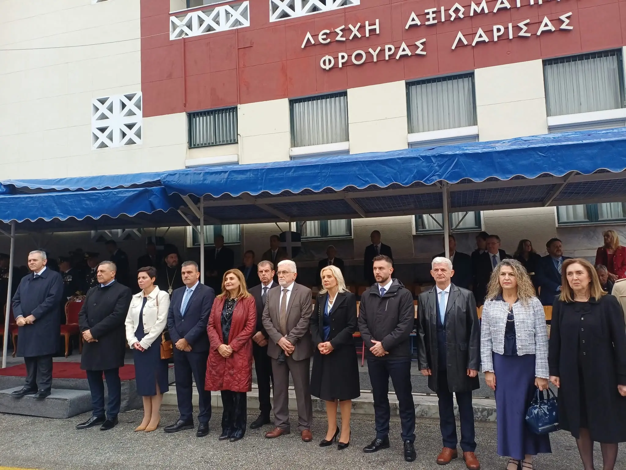 Μεγαλειώδης η μαθητική και στρατιωτική παρέλαση της Λάρισας για την 28η Οκτβρίου (φωτογραφίες και βίντεο)!