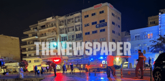 Άγριος ξυλοδαρμός στην παραλία του Βόλου: Δέκα νεαροί σταμάτησαν ταξί, έβγαλαν έξω τους επιβάτες και τους ξυλοκόπησαν!
