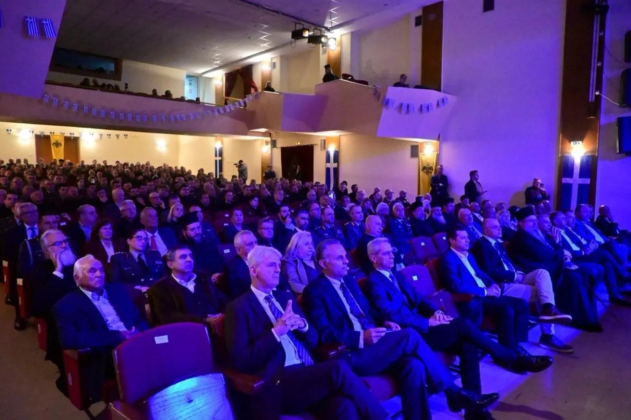 Χρήστος Καπετάνος: «Το Άγιο Όρος είναι η πνευματική φωνή της Ελλάδας με διεθνή ακτινοβολία» – Στην ομιλία του Αλκιβιάδη Στεφανή στη Λάρισα