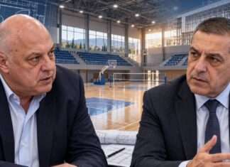 «Πεταμένα λεφτά»: Ο Μπέος αμφισβήτησε μπροστά στον Κουρέτα το κλειστό των 3,1 εκατ. ευρώ στη Νέα Αγχίαλο