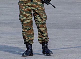Αναστάτωση στην Λάρισα για σύλληψη στρατιωτικού για απάτη